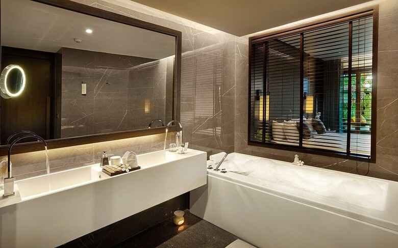 Hotel Khanom Beach Resort & Spa