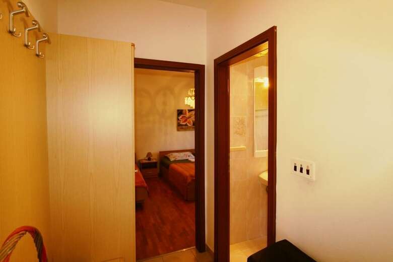 Apartamentos House Vlada