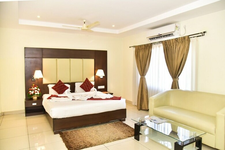 Hotel Golden Castle