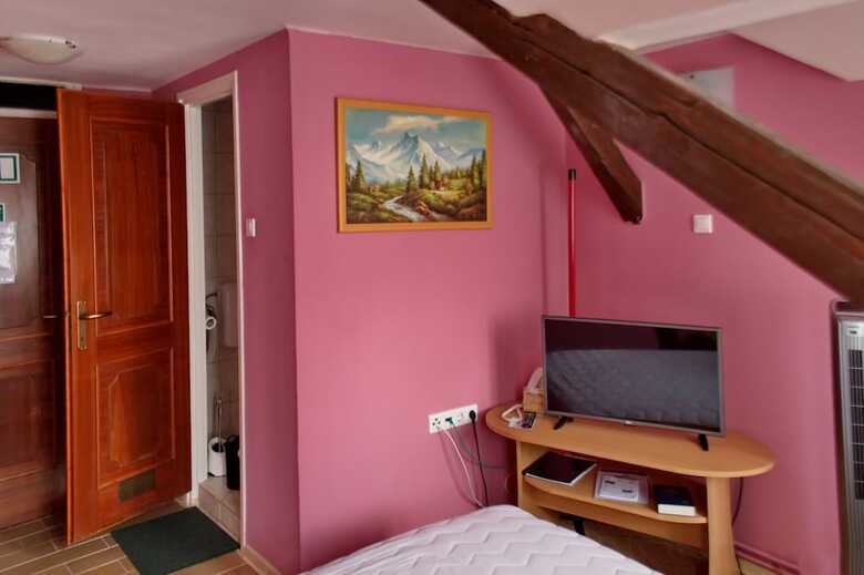 Pension P�lma Panzi� �s Vend�gh�z