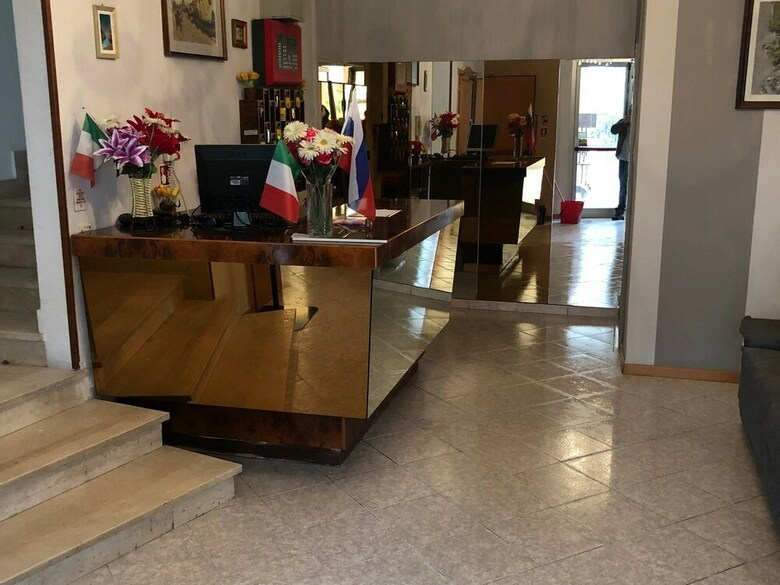 Hotel New Lucciola Riccione