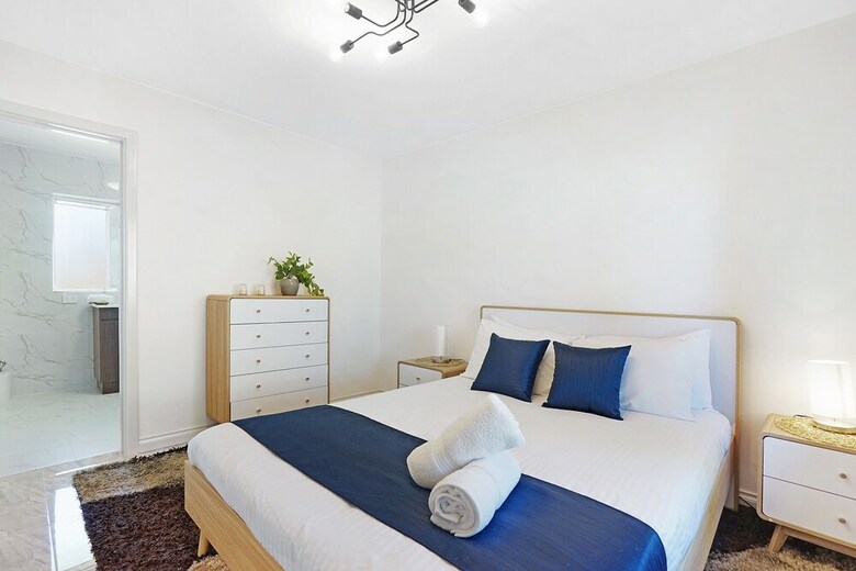 Rivervale Apartment