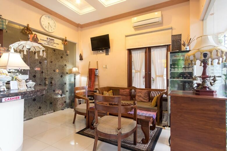 Hotel Oyo 994 Huber Apartment