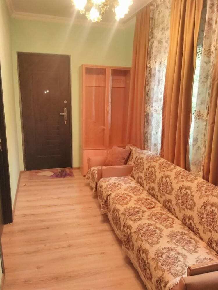 Hotel Lutrezi Guest House