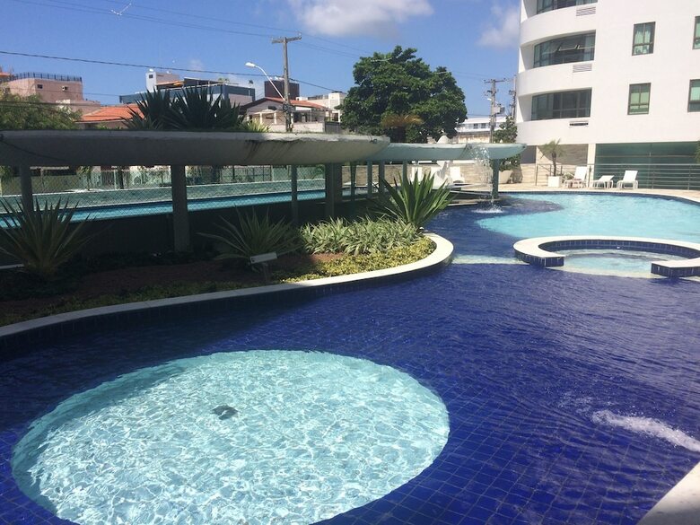 Apartamentos Luxor Tamba�