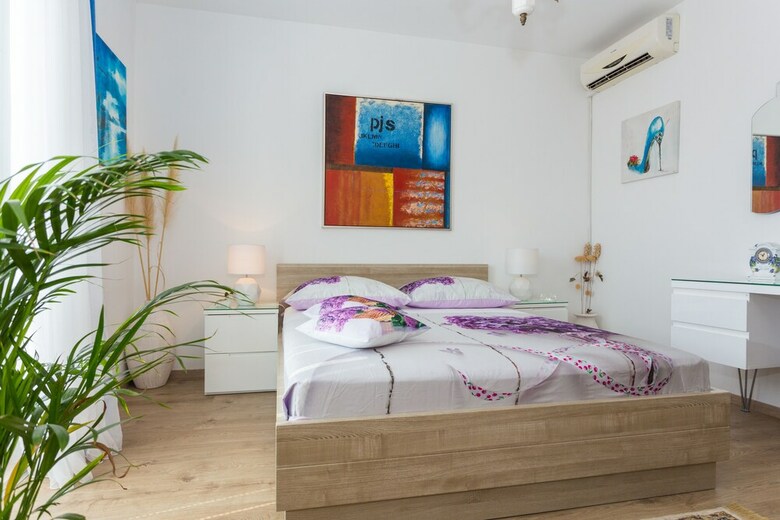 Hotel Guesthouse S&l