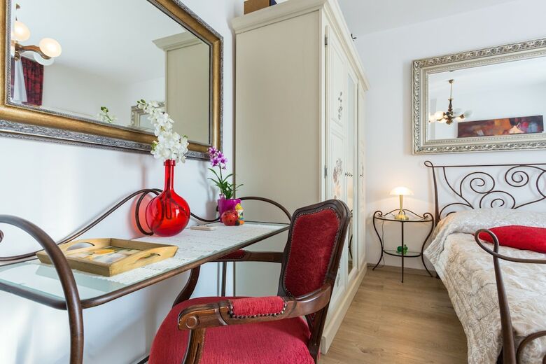 Hotel Guesthouse S&l