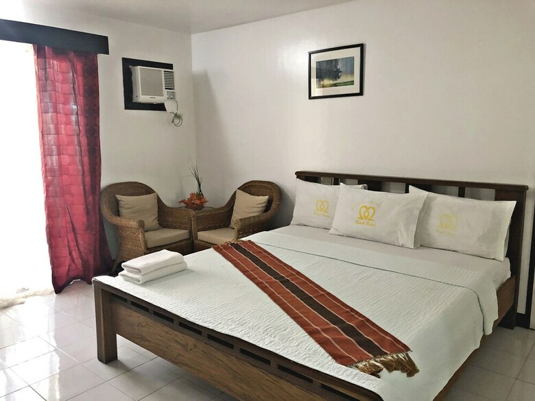 Hotel Mindorinne Oriental Beach Resort