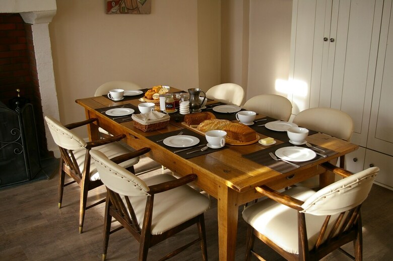 Bed & Breakfast La Source De Bury