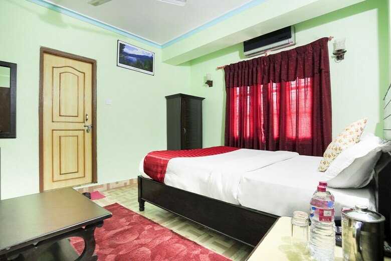 Oyo 391 Hotel Rudrakshya
