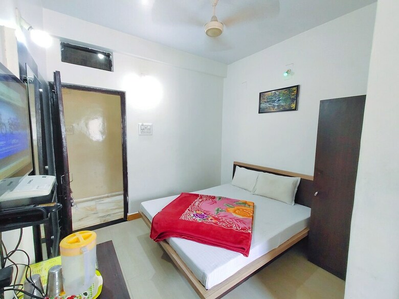 Hotel Radhika Palace