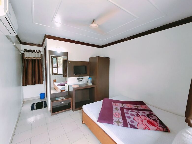 Hotel Radhika Palace