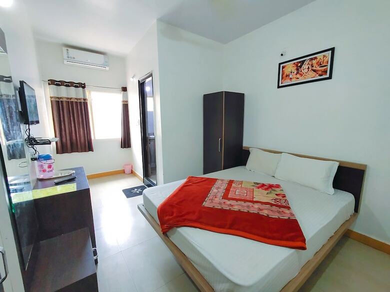 Hotel Radhika Palace