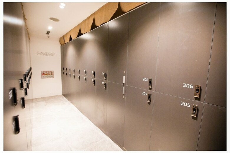 Khan Hoang Capsule Hotel - Adults Only