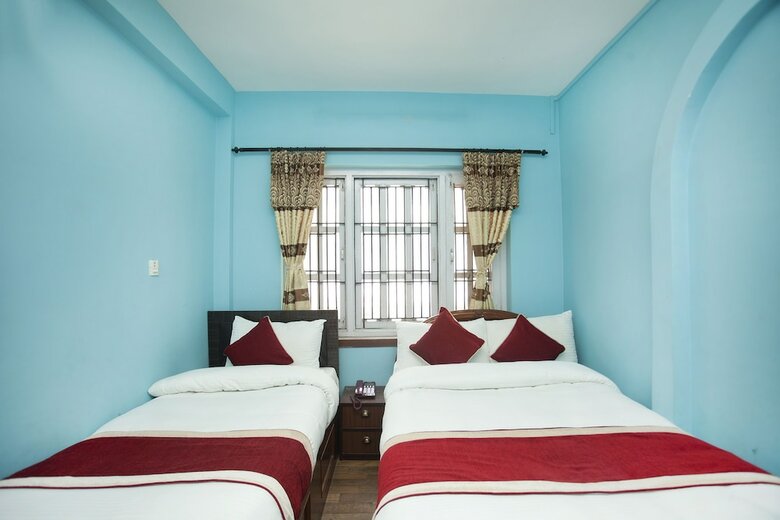 Oyo 372 Hotel Happy Inn