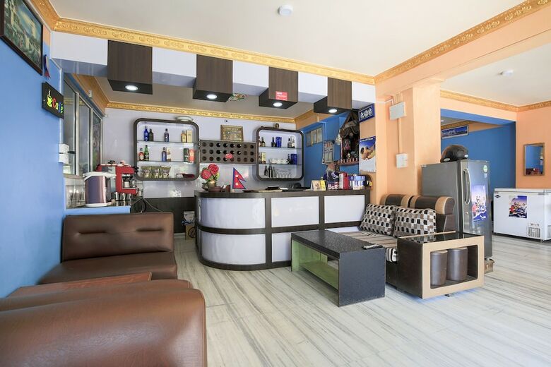 Oyo 401 New Star Hotel & Restaurant