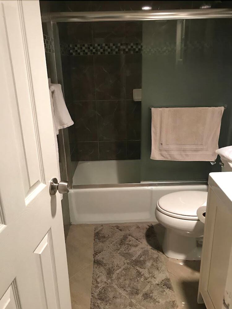 Lovely 2br/2 Bath Hollywood Beach!!!