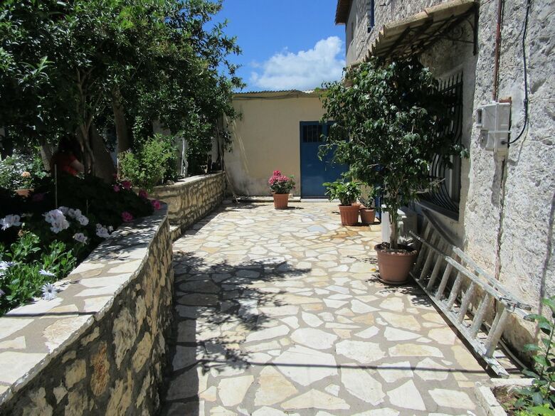 Apartamentos Stathoula's Studios Meganisi