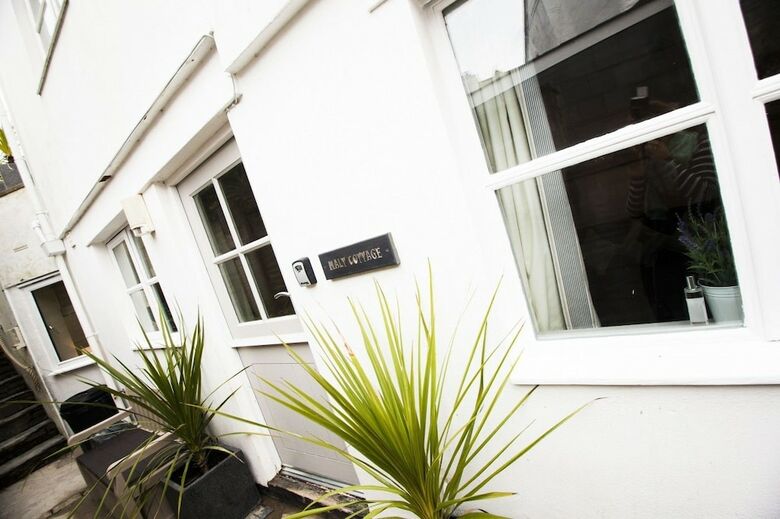 Apartamentos Padstow Breaks - Malt Cottage