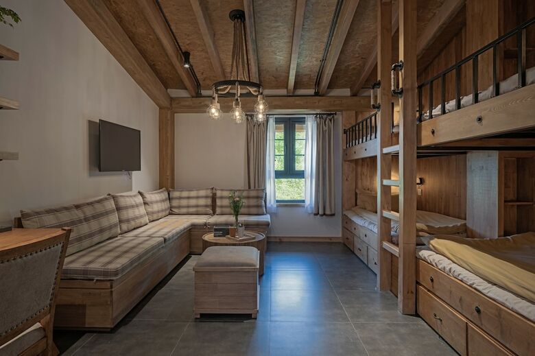 Castle Farmstay Hotel