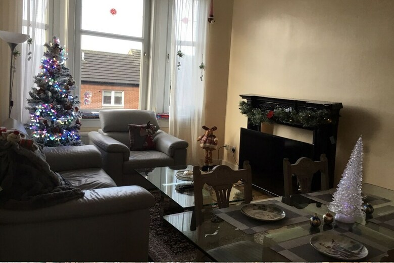 Luxurious Apartment Next To Green Park