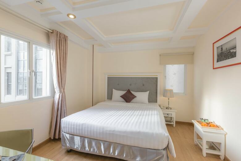 Dyn Opera Hotel