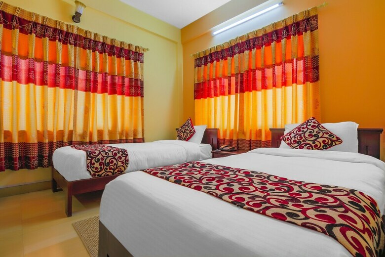 Oyo 403 Hotel Paradise Inn