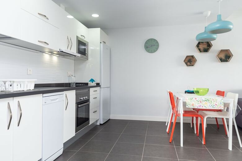 Holiday Apartment Piscina Wifi By Lightbooking