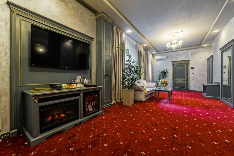 Astoria Boutique Hotel