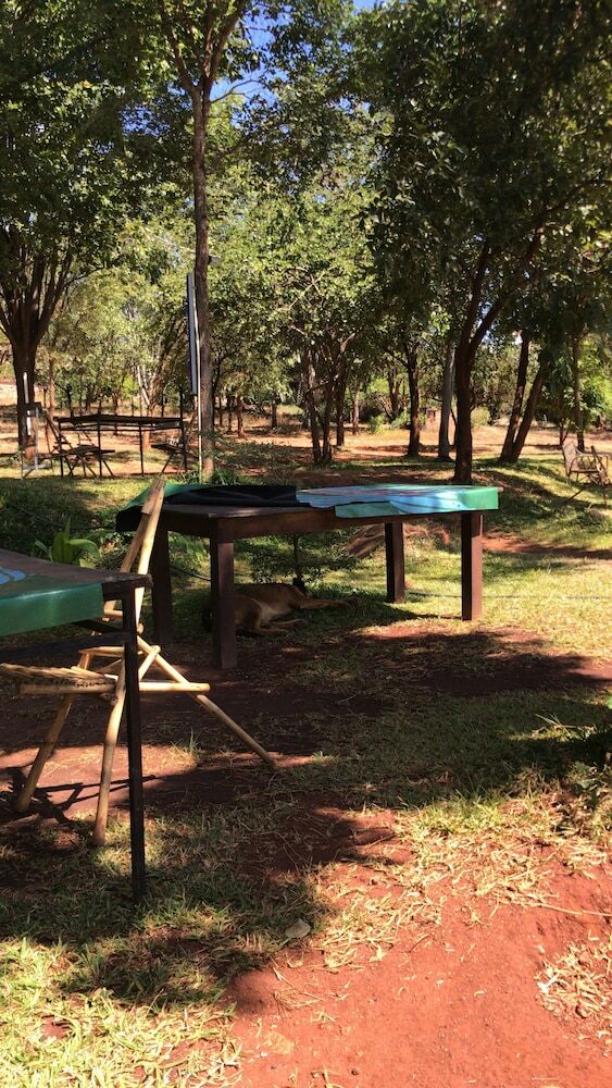 Hostal Deans Hillview Backpackers - Hostel