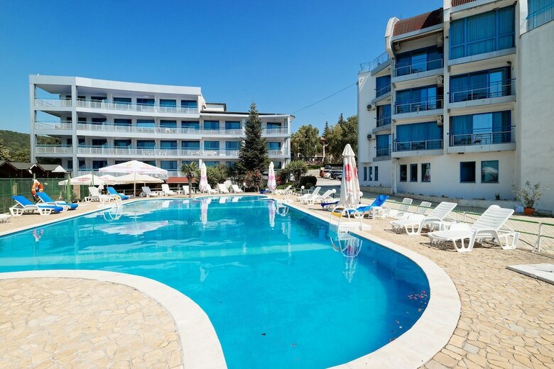 Iceberg Hotel