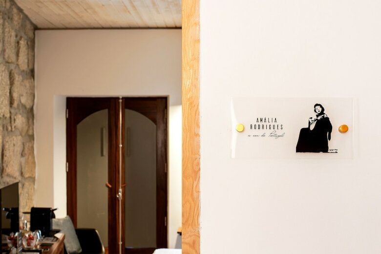 Aparthotel Wake Up Famalic�o