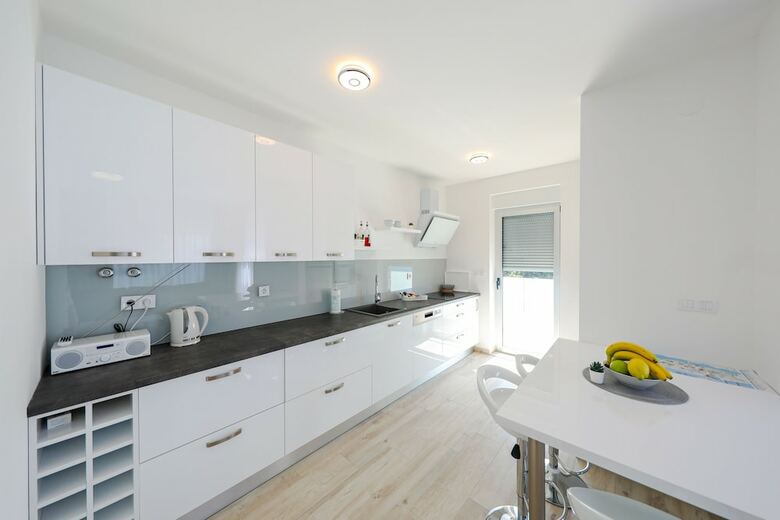 Sandy Beach Apartments
