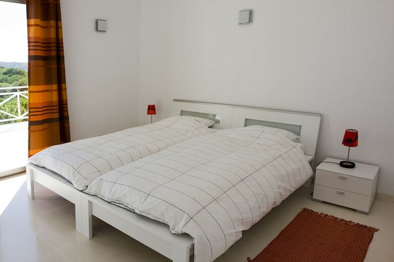 Sotogrande Almenara Modern 6 Br Villa