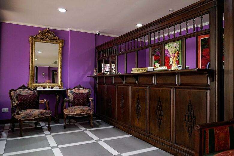 Hotel Sara Inn