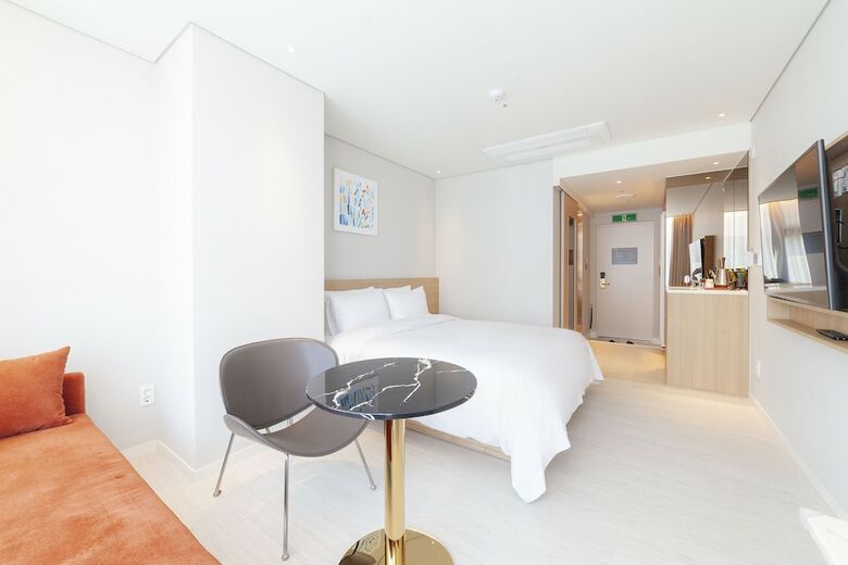 Hotel Ocean 2 Heaven