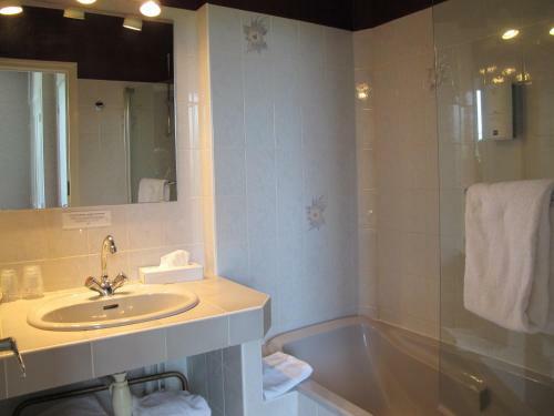 Hotel H�tel Deshors-foujanet