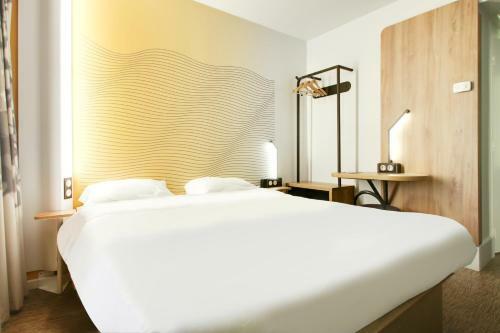 Hotel H�tel B&B Reims Bezannes