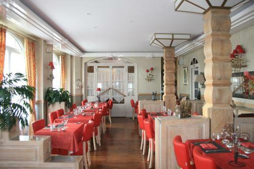 Hotel Roche De Vic