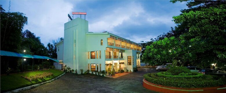 Hotel Vits Kamats Resort