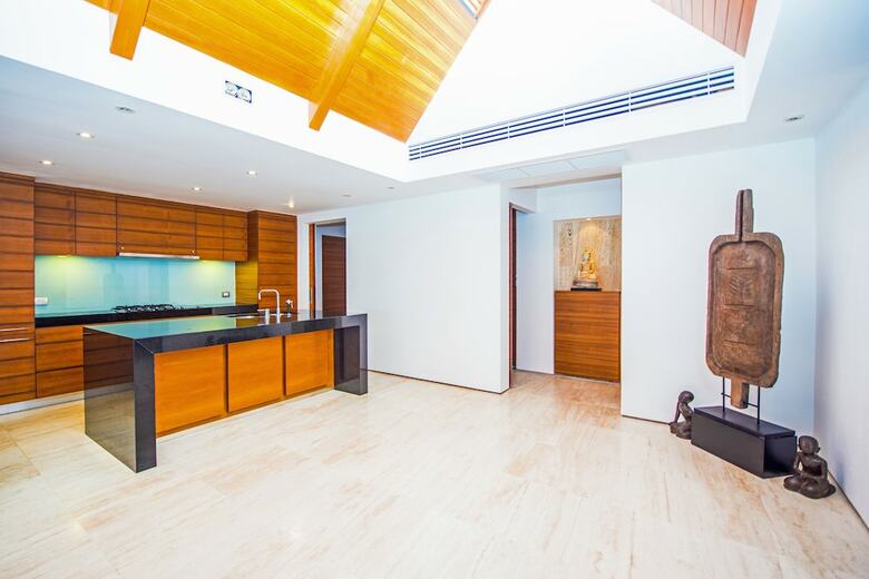 Charming Beachfront Villa On Bangtao