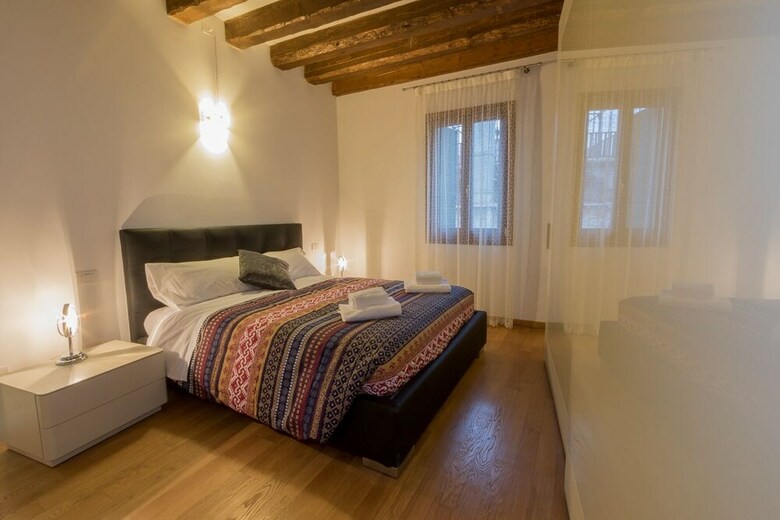 Grimaldi Apartments - Aurora