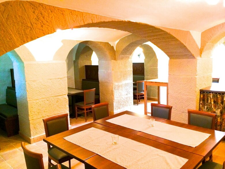 Hotel Fallstein G�stehaus Demmel & Cie