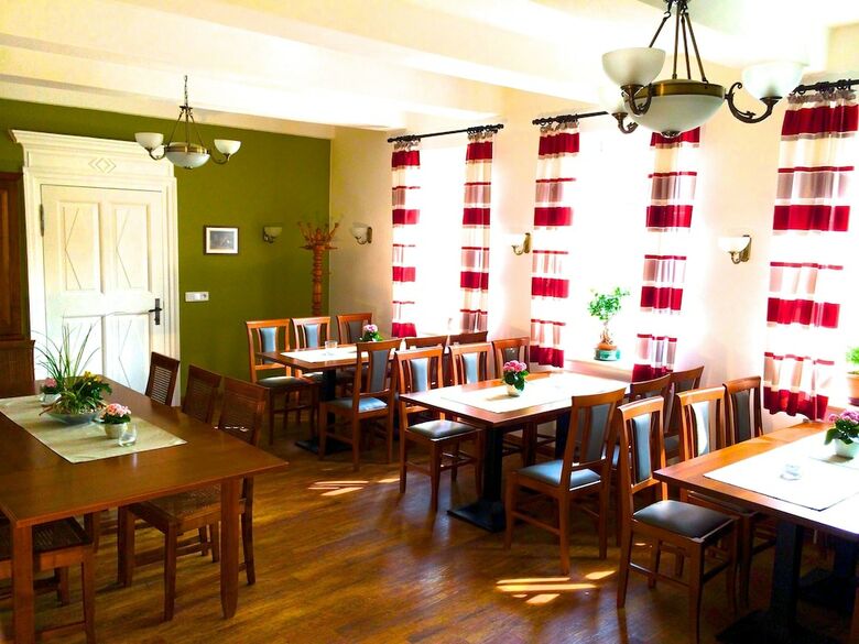 Hotel Fallstein G�stehaus Demmel & Cie