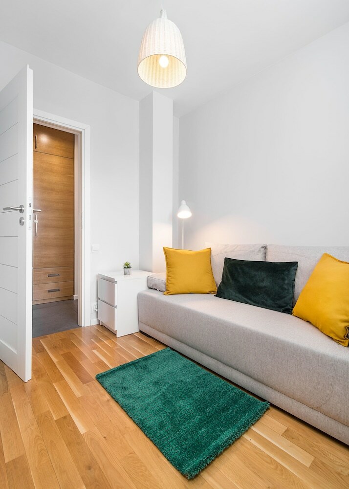 Teatr Wielki 2-bedroom Apartment