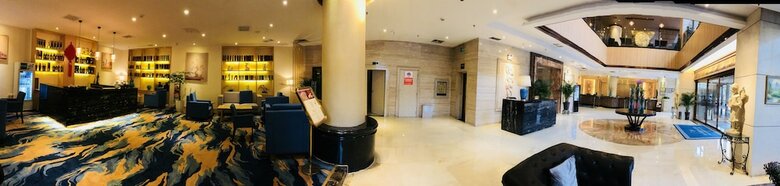 Peace International Hotel