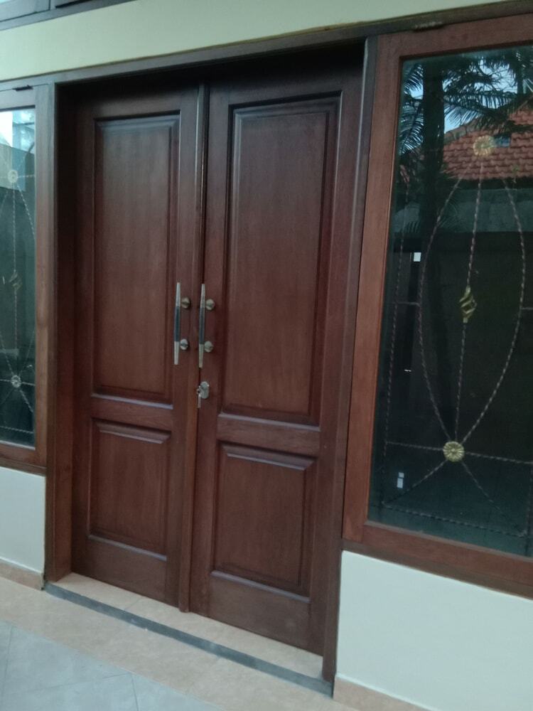 Hotel Loven Sanur Guest House