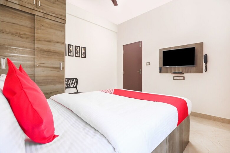 Hotel Oyo 30678 S K Residency