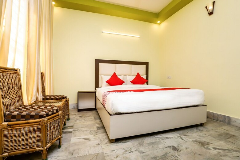 Hotel Oyo 17404 Lata Arcade Inn