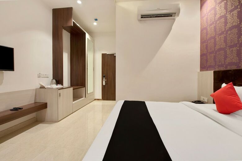 Hotel Capital O 30351 S B Excellency